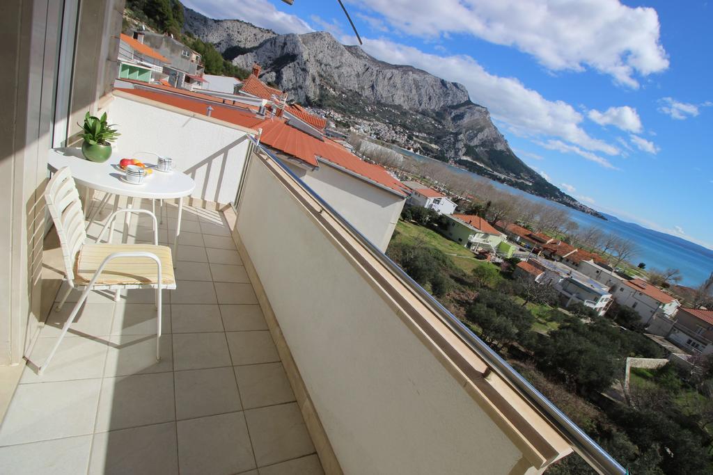 Apartments Ivka Omiš Exteriér fotografie