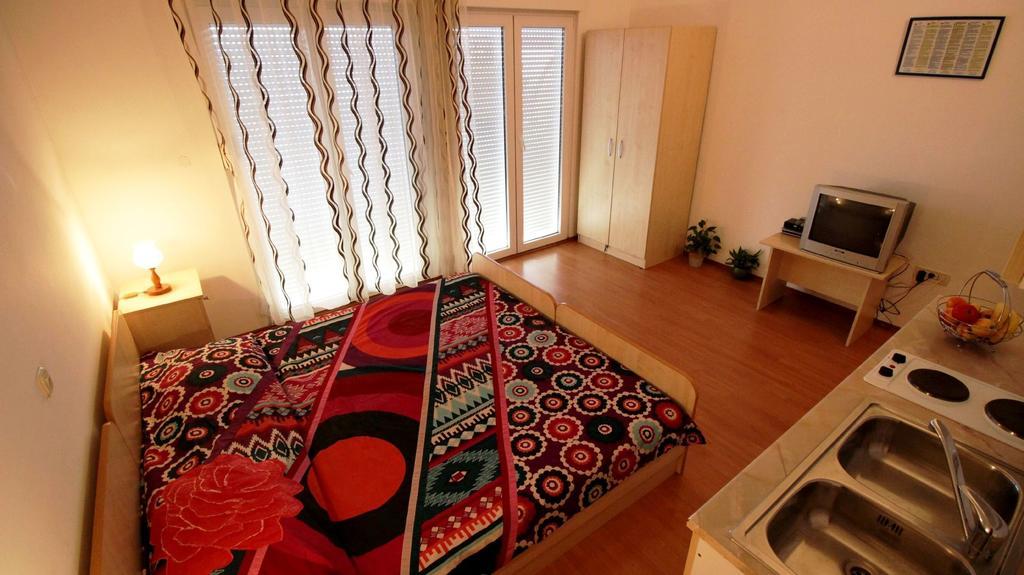 Apartments Ivka Omiš Exteriér fotografie