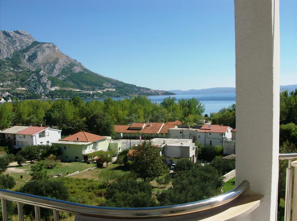 Apartments Ivka Omiš Exteriér fotografie