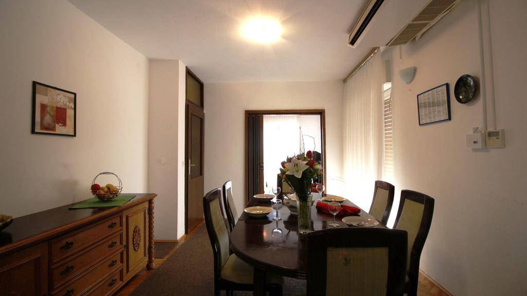 Apartments Ivka Omiš Exteriér fotografie